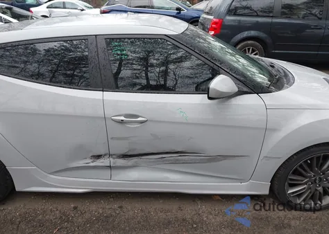 2013 Hyundai Veloster Re:mix z USA, uszkodzony, nr VIN KMHTC6AD5DU153217